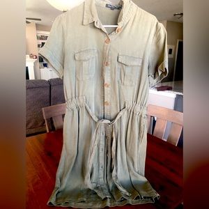 100 Cotten dress with tie around waste